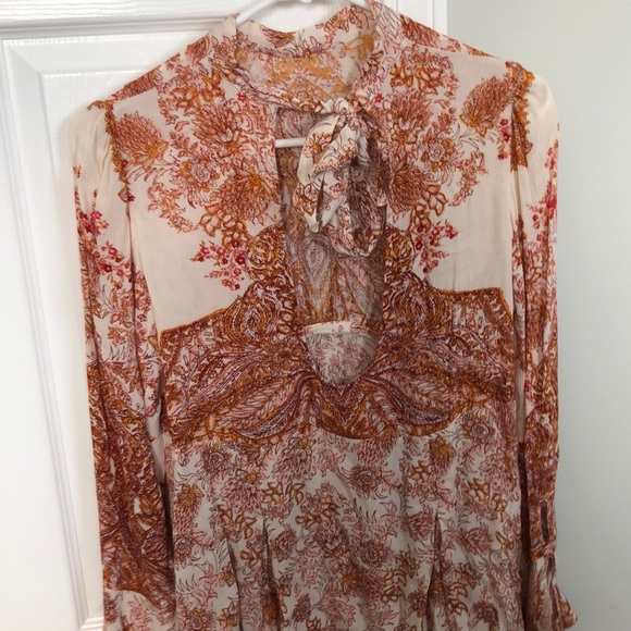 Patterned top - Picture 3 of 3